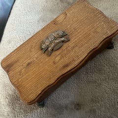 オルゴール付き　アクセサリーBOX 宝石箱の画像