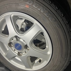 ☘️緊急値下げ5000円⚠️スタッドレスタイヤ　DUNLOP の画像