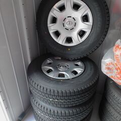 ハイエース4型純正タイヤ 走行200km