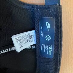 【旧正月前SALE(*^^*)】【未使用】NIKE KIDS帽子 NIKE pro DRY-FITの画像