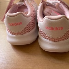 お値下げ‼️新品　adidas 靴の画像