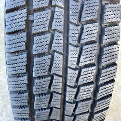 (お取引中)スタッドレスタイヤホイール付き4本セット195/80R 15の画像