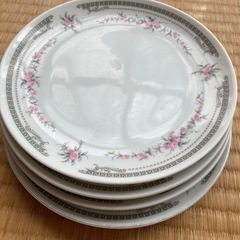 値下げしました⭐️ナルミ食器の画像