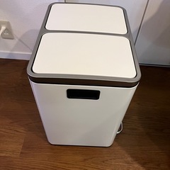 ゴミ箱　白　2×15L SONGMICSの画像