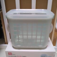 哺乳瓶消毒ケースの画像