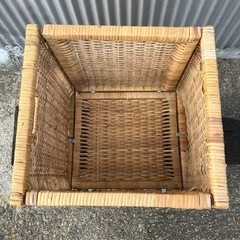 IKEA  イケア カゴ 籐のカゴ 入れ物 インテリア 籐 籠 正方形　の画像