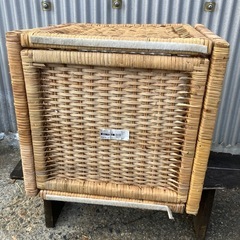 IKEA  イケア カゴ 籐のカゴ 入れ物 インテリア 籐 籠 正方形　の画像