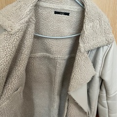 【EMODAエモダ】ライトグレー ライダースジャケット ボア付きの画像