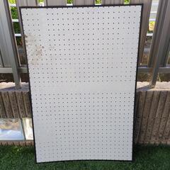 有孔ボード