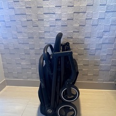 サイベックス CYBEX Beezy ベビーカーの画像