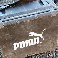 PUMA クーラーボックス　ウイングタイプ　テーブル
