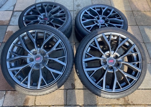 アルミホイールタイヤ19インチ