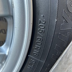 プリウスα 純正ホイール  タイヤセットの画像