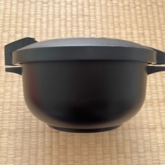 【値下げ】レンジ圧力鍋と調理皿の画像