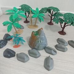 ＜取引中＞動物&恐竜フィギュアセットの画像