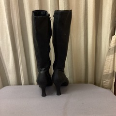 DIANA ロングブーツの画像