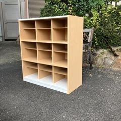 靴箱　スリッパ入れ