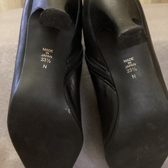 DIANA ロングブーツの画像