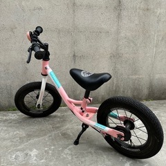 キッカーアバンス マリオカート ピーチ姫 バランスバイク ストライダーの画像