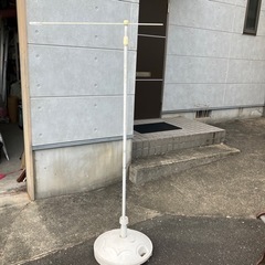 のぼりポールと水タンク　土台