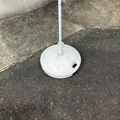 のぼりポールと水タンク　土台の画像