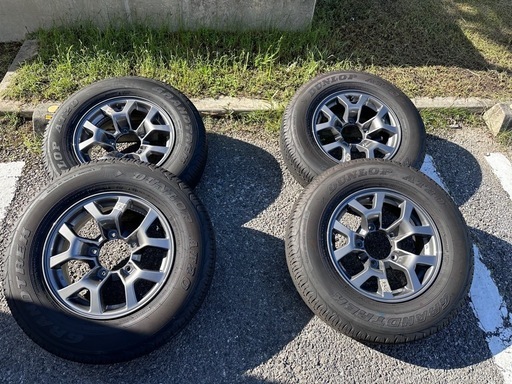 ジムニーシエラJB74純正タイヤホイール