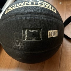 サイズ5号　バスケットボール　ケース付きの画像