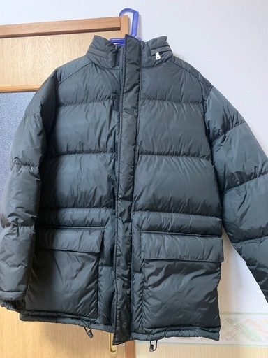 プラダ　ダウンジャケット