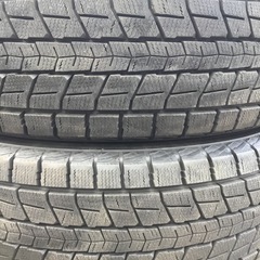 バリ溝 235/65R18 ダンロップ スタッドレスタイヤ 4本セットの画像