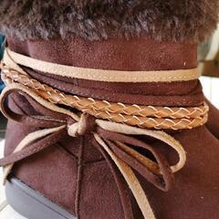 低反発底で足がとっても楽ちん新品22.5cmボアデザインブーツ・中は低反発の画像