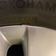 スタッドレスタイヤの画像
