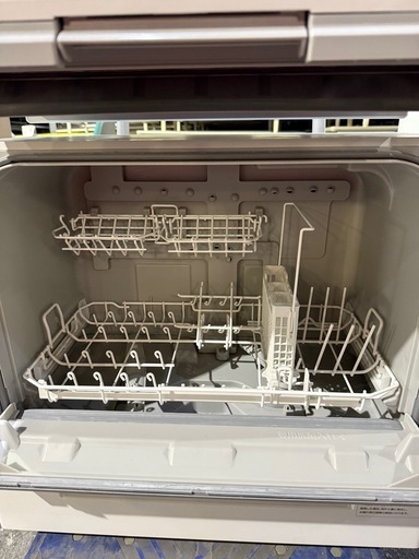 23年製 Panasonic パナソニック 食器洗い乾燥機 NP-TSK1-W