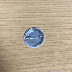 新品 level up レベルアップ ピンバッジ 缶バッジの画像