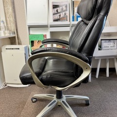コストコ エグゼクティブ オフィスチェアの画像