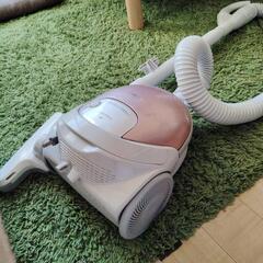HITACHI掃除機ピンクとパックフィルター