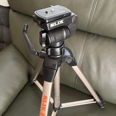 【値下げしました】【中古】SLIK U8000 三脚の画像