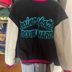 スタジャンの画像