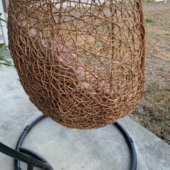 取引中　最終値下げ　ハンキングチェアーの画像