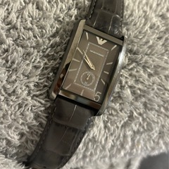 アルマーニ時計