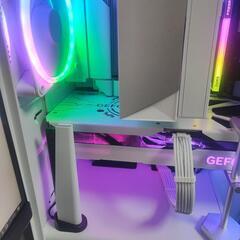 ゲーミングPC I7-14700k, RTX 4070TI SUPER, RAM 32GB, SSD 1Tの画像