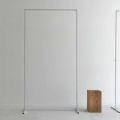 ハンガーラックの画像