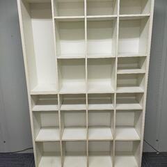 壁面収納棚
