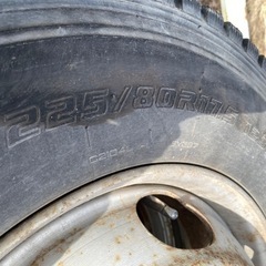 差し上げます！225/80R17.5 123/122L YOKOHAMA SY397  スタッドレスタイヤ　4tトラック用　の画像