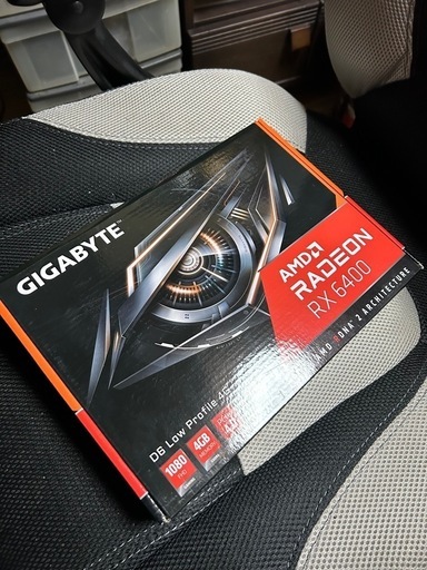 AMD RX6400 グラフィックボード