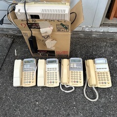 ビジネスフォン　4台