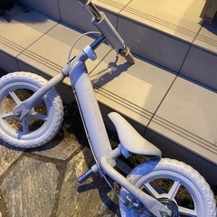 ホワイト　ストライダー系　自転車　子供用　キッズ