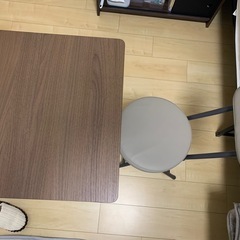 決まりました テーブル 椅子