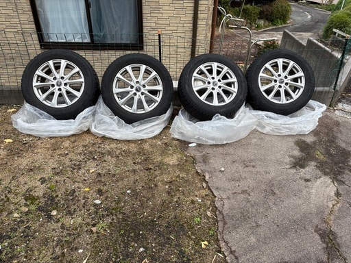 スタッドレスタイヤ ホイールセット 215/60/R16