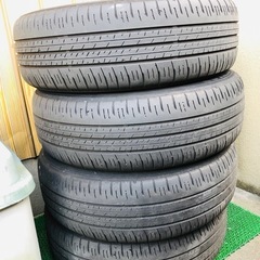 カローラフィルダー純正タイヤホイールの画像