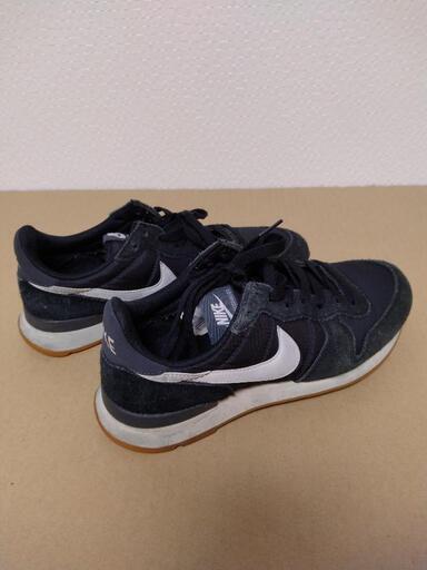 NIKE　ナイキ　レディース　スニーカー　24㌢　靴底減りなし